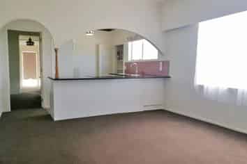 53 West Coast Road, Glen Eden