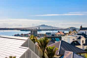 10 Yarborough Street, Saint Marys Bay