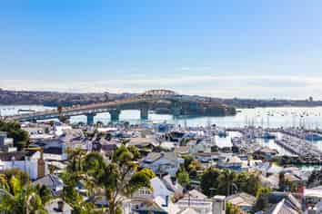 10 Yarborough Street, Saint Marys Bay