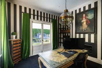 Auckland - Address withheld