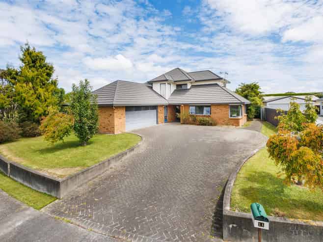  11 McIlwaine Place, Marton