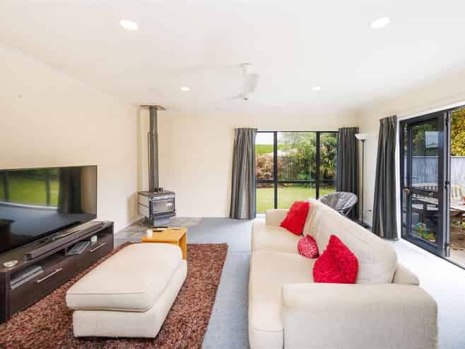  11 McIlwaine Place, Marton