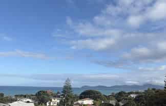 12 Miriona Grove, Paekakariki