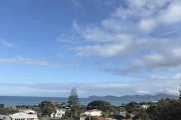 12 Miriona Grove, Paekakariki