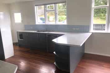 12 Miriona Grove, Paekakariki