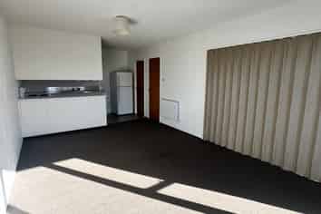 6/4 Moana Street, Frankton