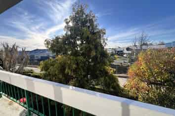 6/4 Moana Street, Frankton