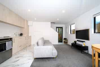 10/57 Taikata Road, Te Atatu Peninsula