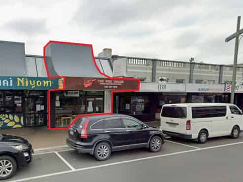 Hospitality tenancy in Havelock North village