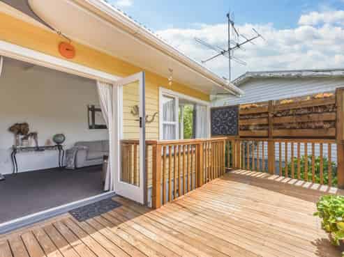 25 Surrey Road, Richmond