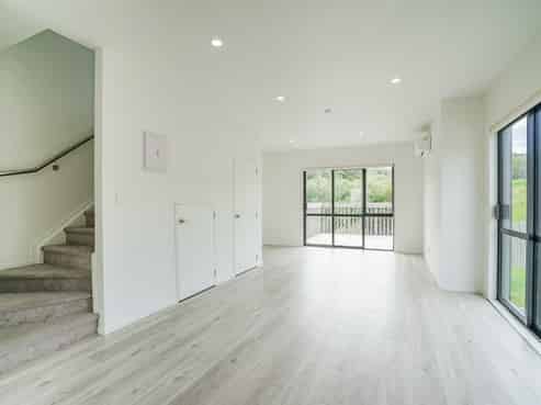 32B Poruru Close, Papakura