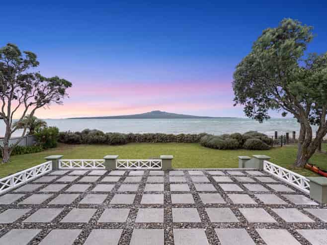 36 Oxford Terrace, Devonport