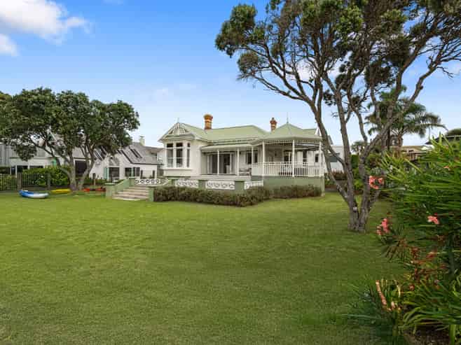 36 Oxford Terrace, Devonport