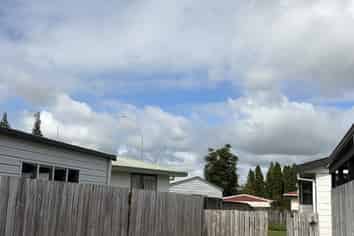 44 Kahikatea Drive, Melville