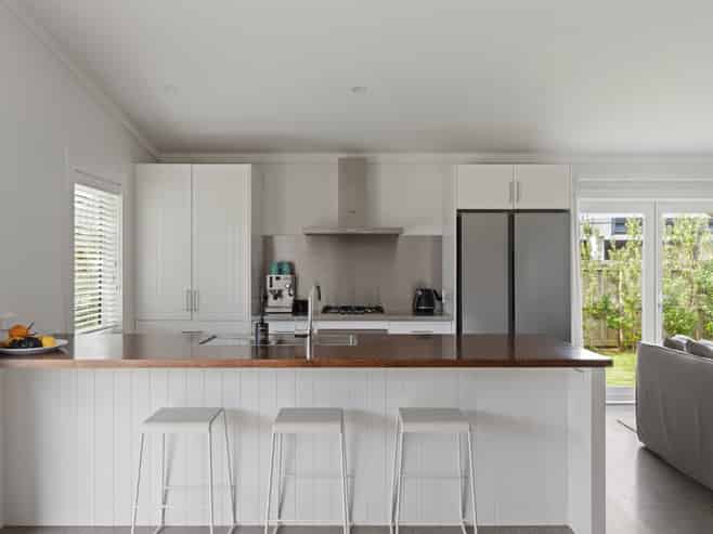 12 Tuamotu Park, Wainui