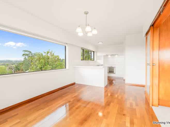 675 Whitford Road, Whitford