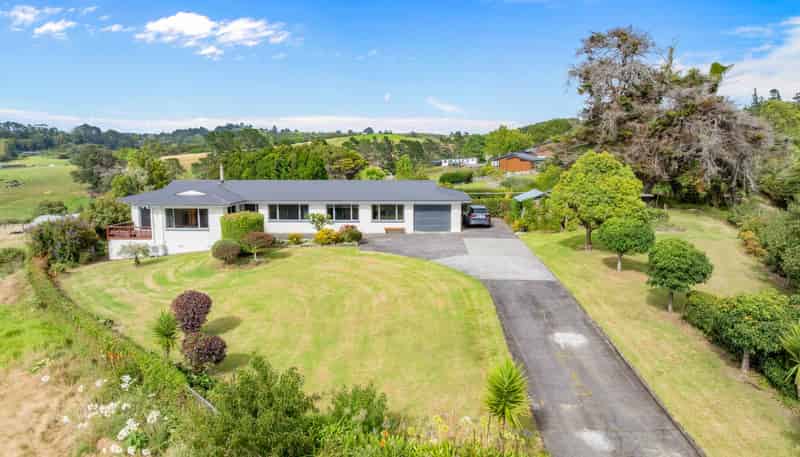 675 Whitford Road, Whitford