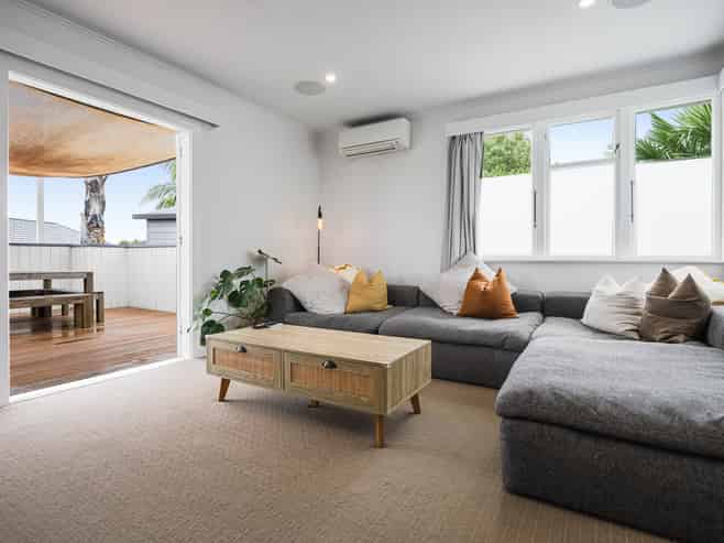 36A Silverstone Place, Henderson