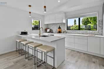 215 Victoria Street West, Pukekohe