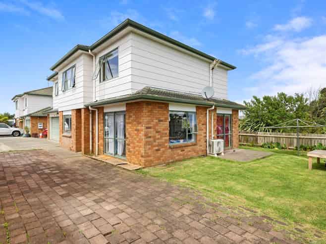 27 Lolim Place, Favona