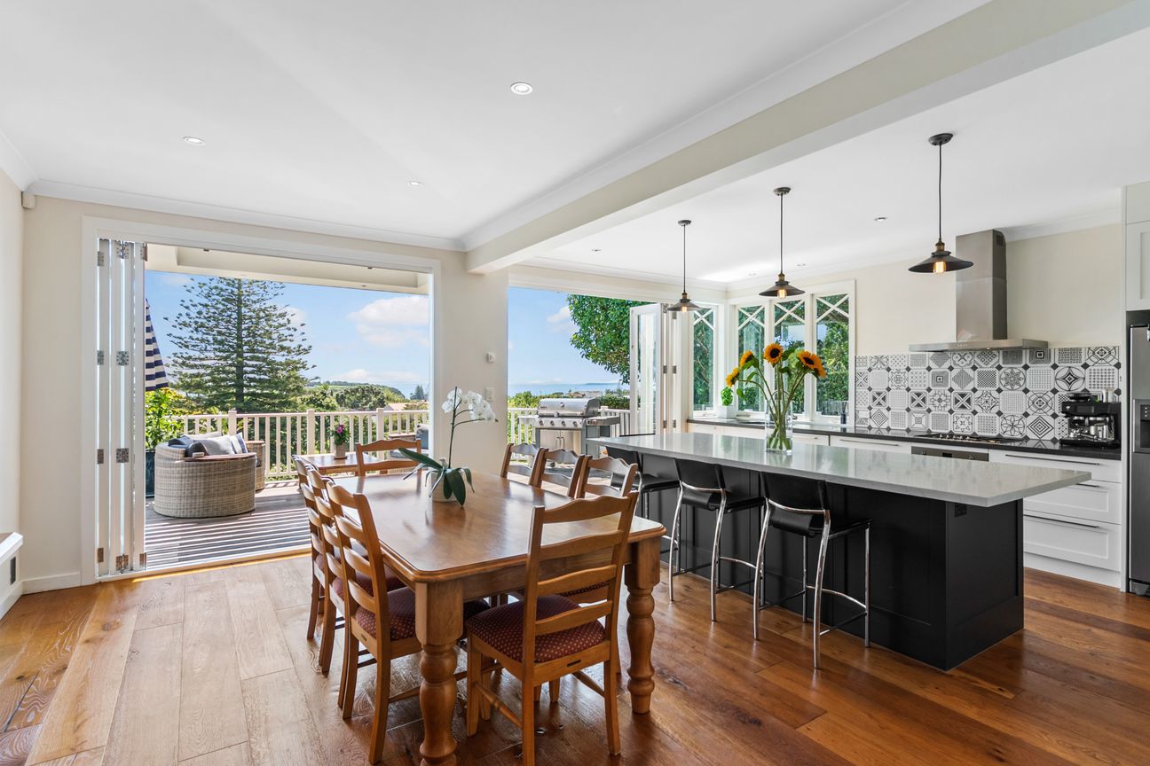 Premium Location, Stunning Views & Serious Value – pohled 5