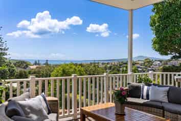 28 Palmer Crescent, Mission Bay