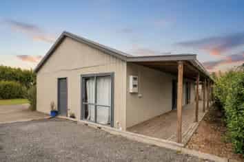 12 Pearce Drive, Kamo