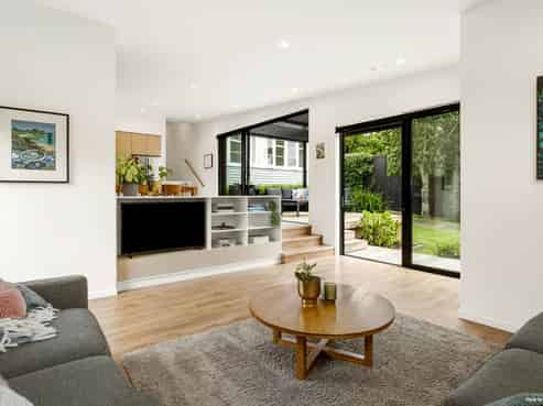 21 Fifth Avenue, Mount Albert