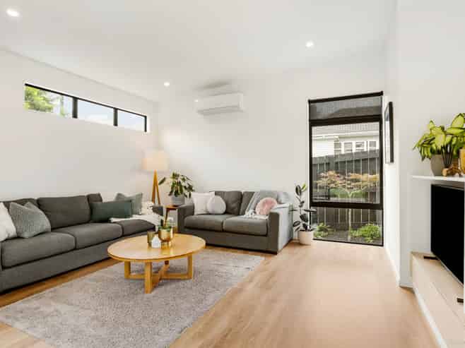 21 Fifth Avenue, Mount Albert