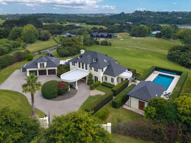 204 Broomfields Road, Whitford