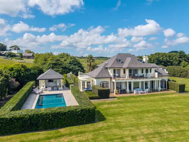 204 Broomfields Road, Whitford