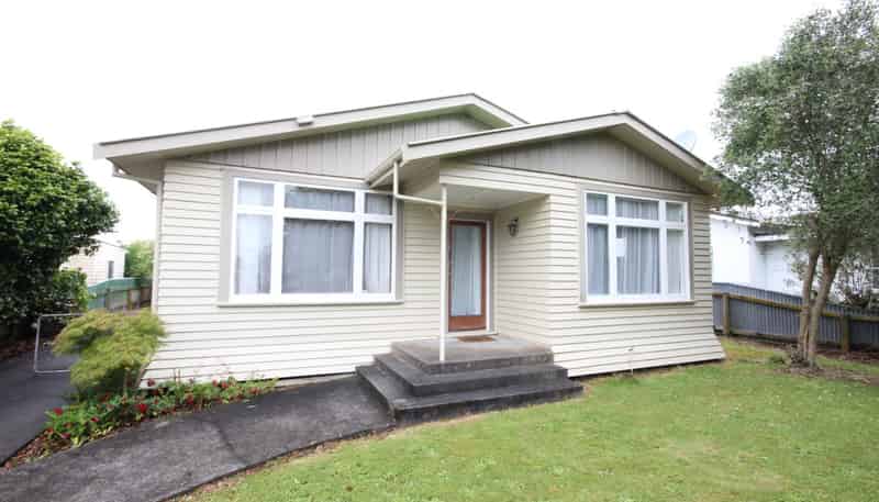 39 South Street, West End