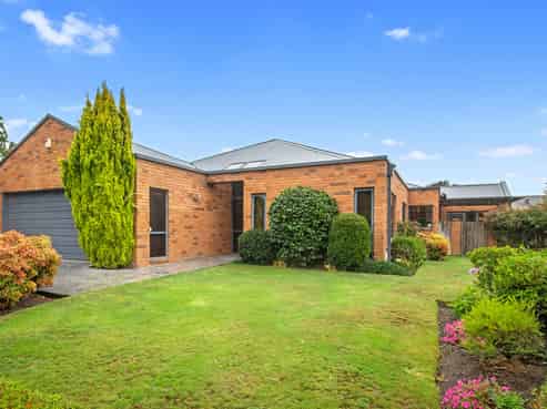 16 Aylsham Lane, Casebrook