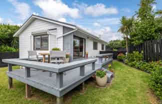 9A Teal Crescent, Beach Haven