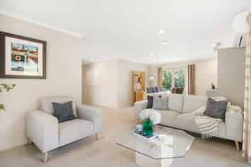 8 Libra Place, Kawaha Point