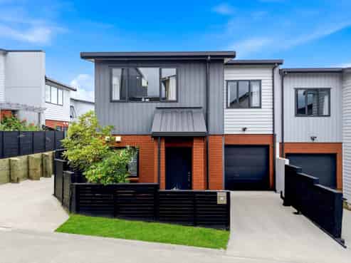 32 Bight Road, Long Bay