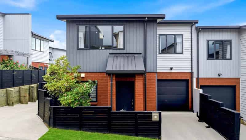 32 Bight Road, Long Bay