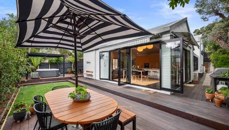 37a Ewen Alison Avenue, Devonport