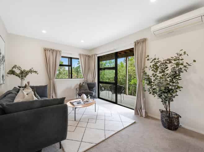 32C Devon Road, Bucklands Beach