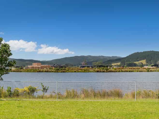 154 Ngaio Drive, Matarangi