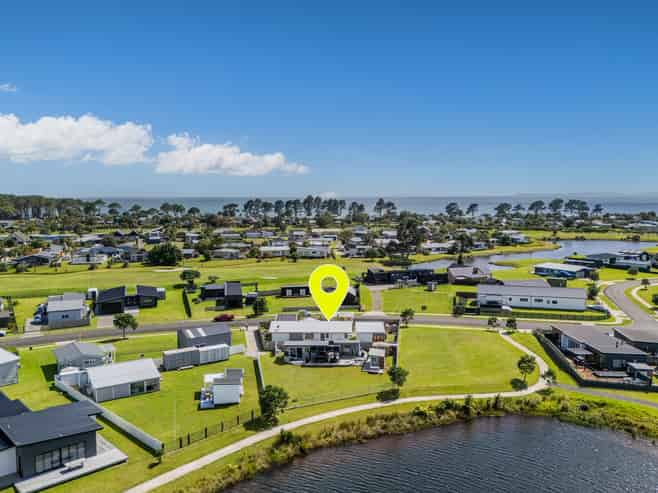 154 Ngaio Drive, Matarangi