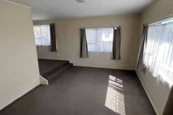 133 Universal Drive, Henderson