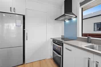 20 Creek Road, Allenton