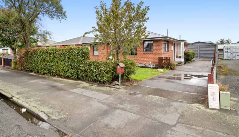 20 Creek Road, Allenton