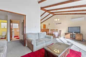 63A Ranolf Street, Victoria