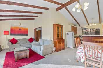 63A Ranolf Street, Victoria