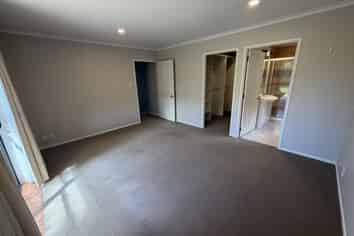 3 Gulf Harbour Drive, Gulf Harbour