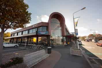 Put Your Business on Show