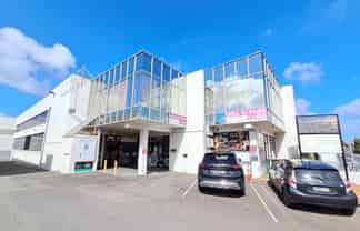 120M²  KOLMAR ROAD OFFICE
