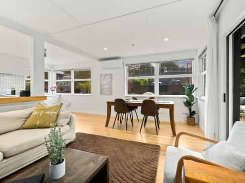 4 Wech Drive, Warkworth